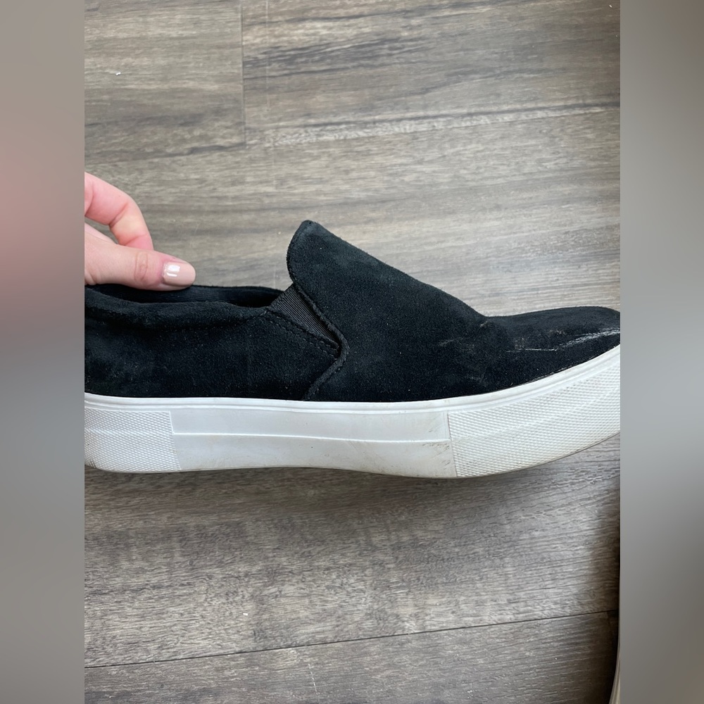 Steve Madden Suede Black Slip On Sneakers Size 8
